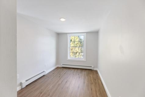 31 Loring Avenue Lewiston ME 04240