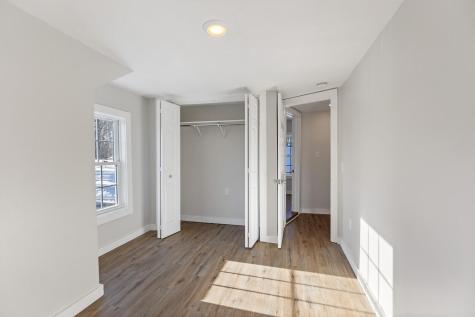 31 Loring Avenue Lewiston ME 04240