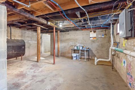 31 Loring Avenue Lewiston ME 04240