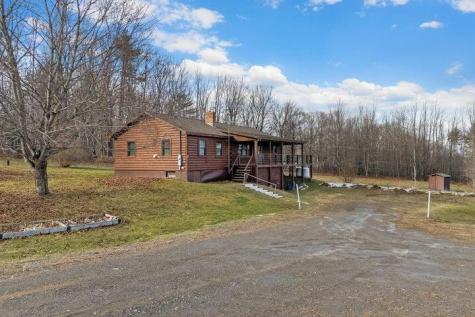 1413 Main Road Carmel ME 04419