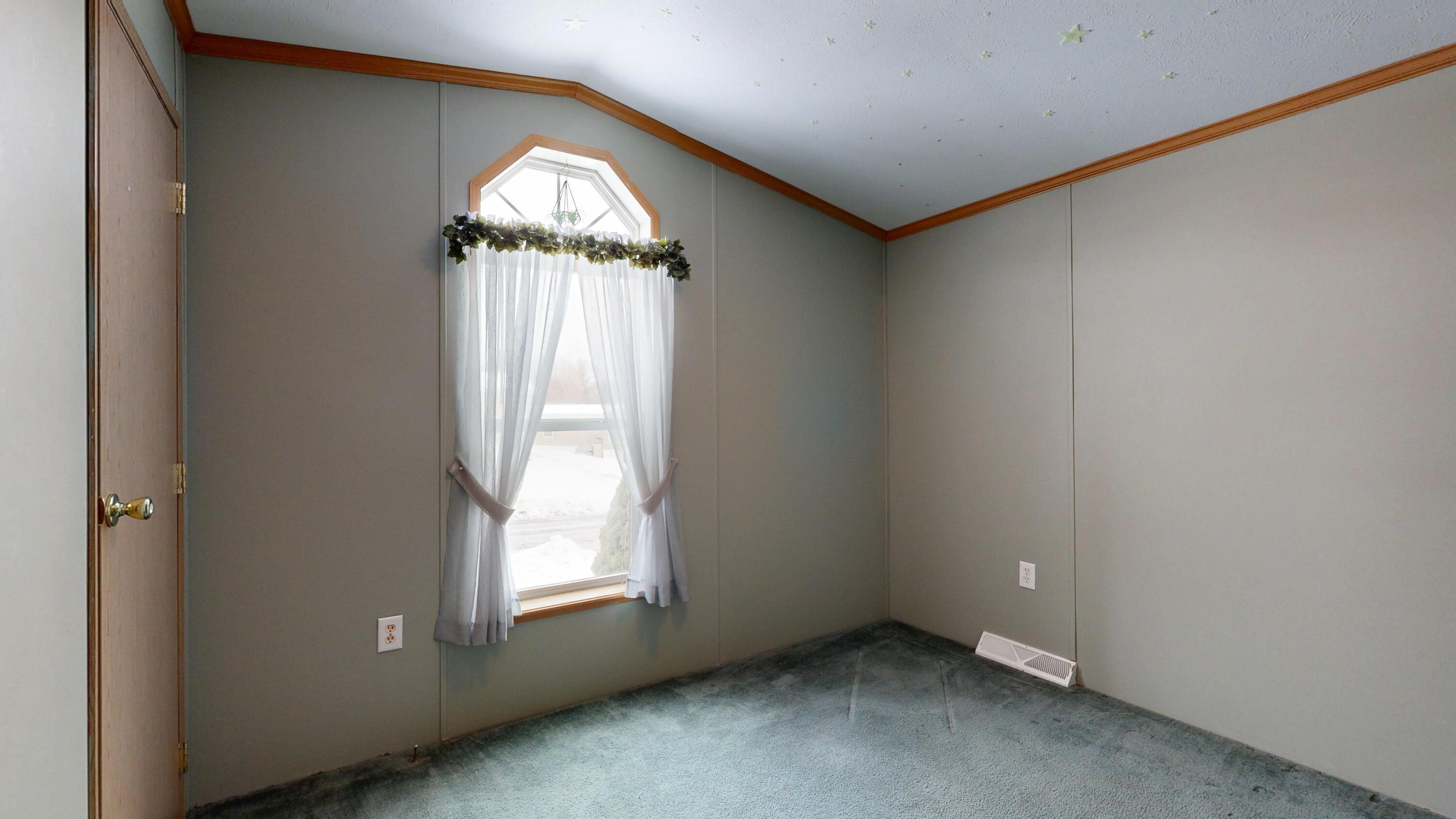 20 Forest Drive Poland ME 04274