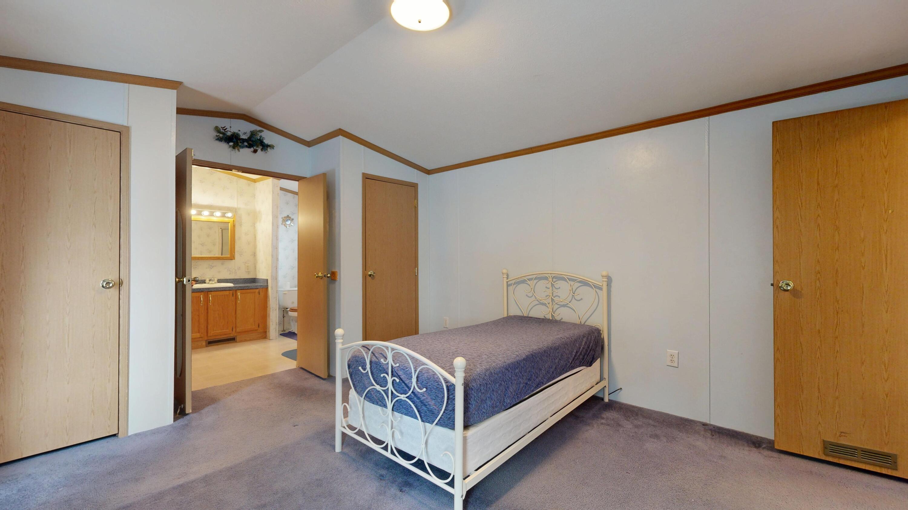 20 Forest Drive Poland ME 04274