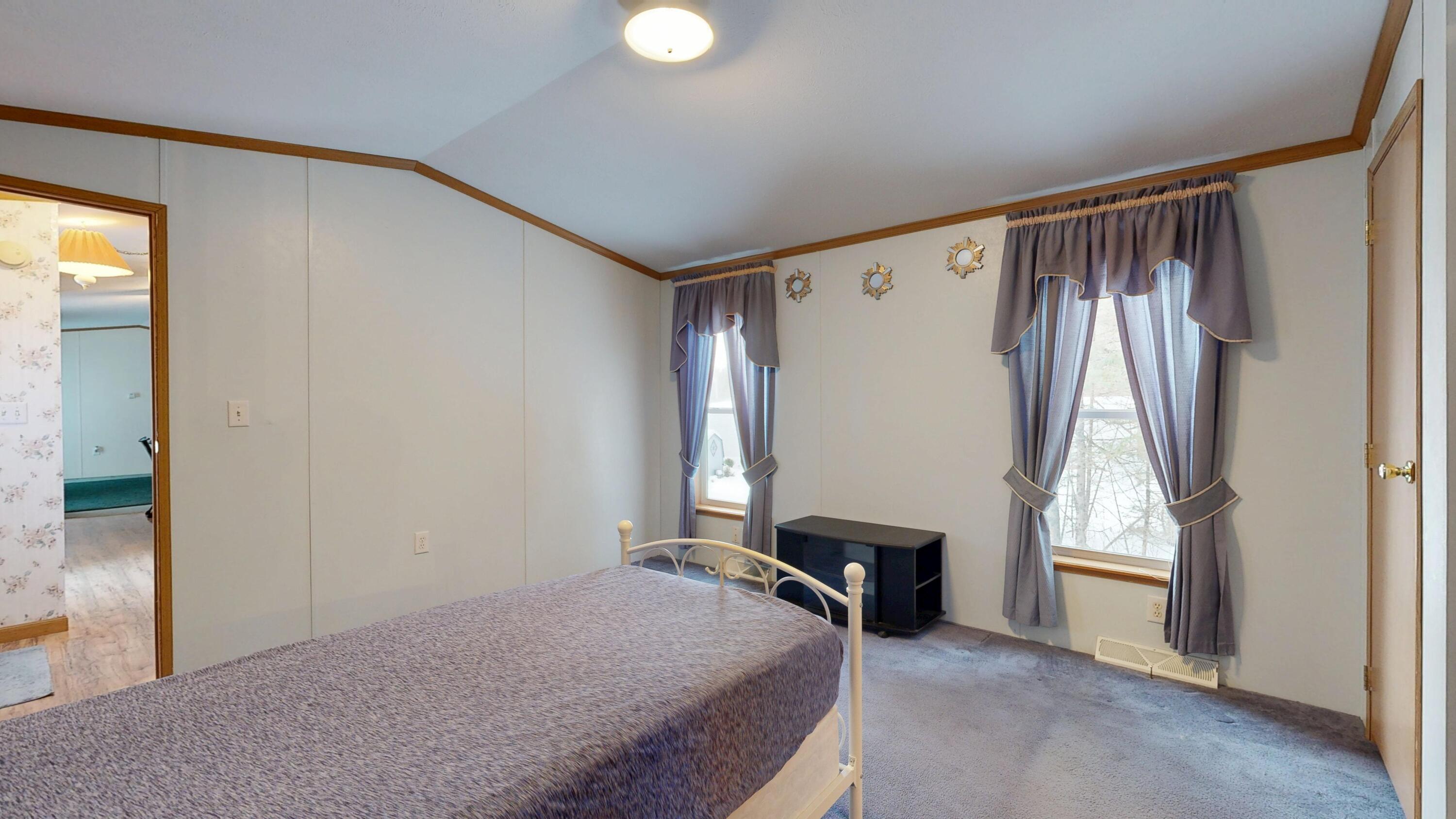 20 Forest Drive Poland ME 04274