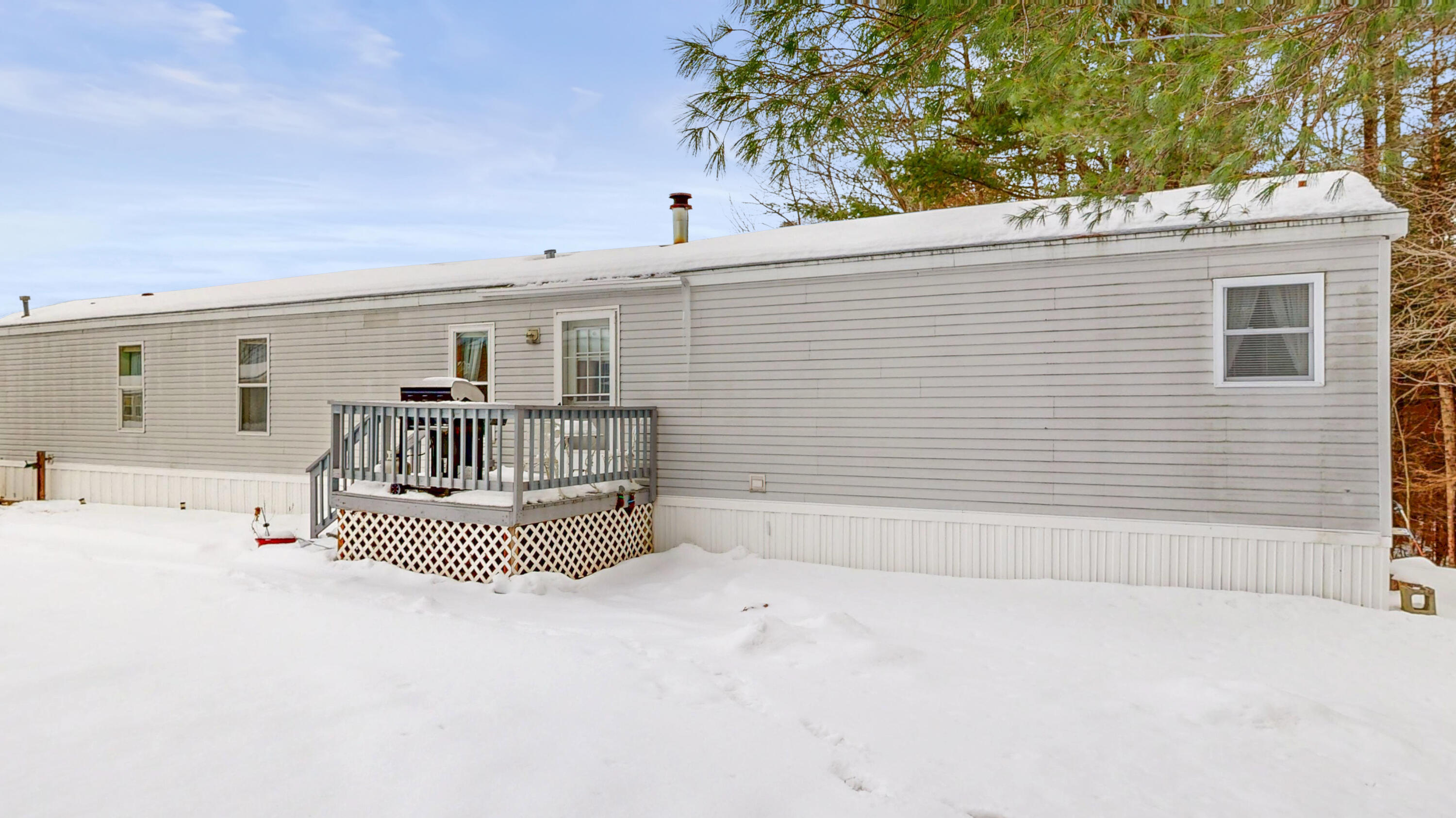 20 Forest Drive Poland ME 04274