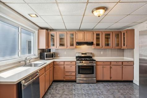 16 Poland Street Portland ME 04103