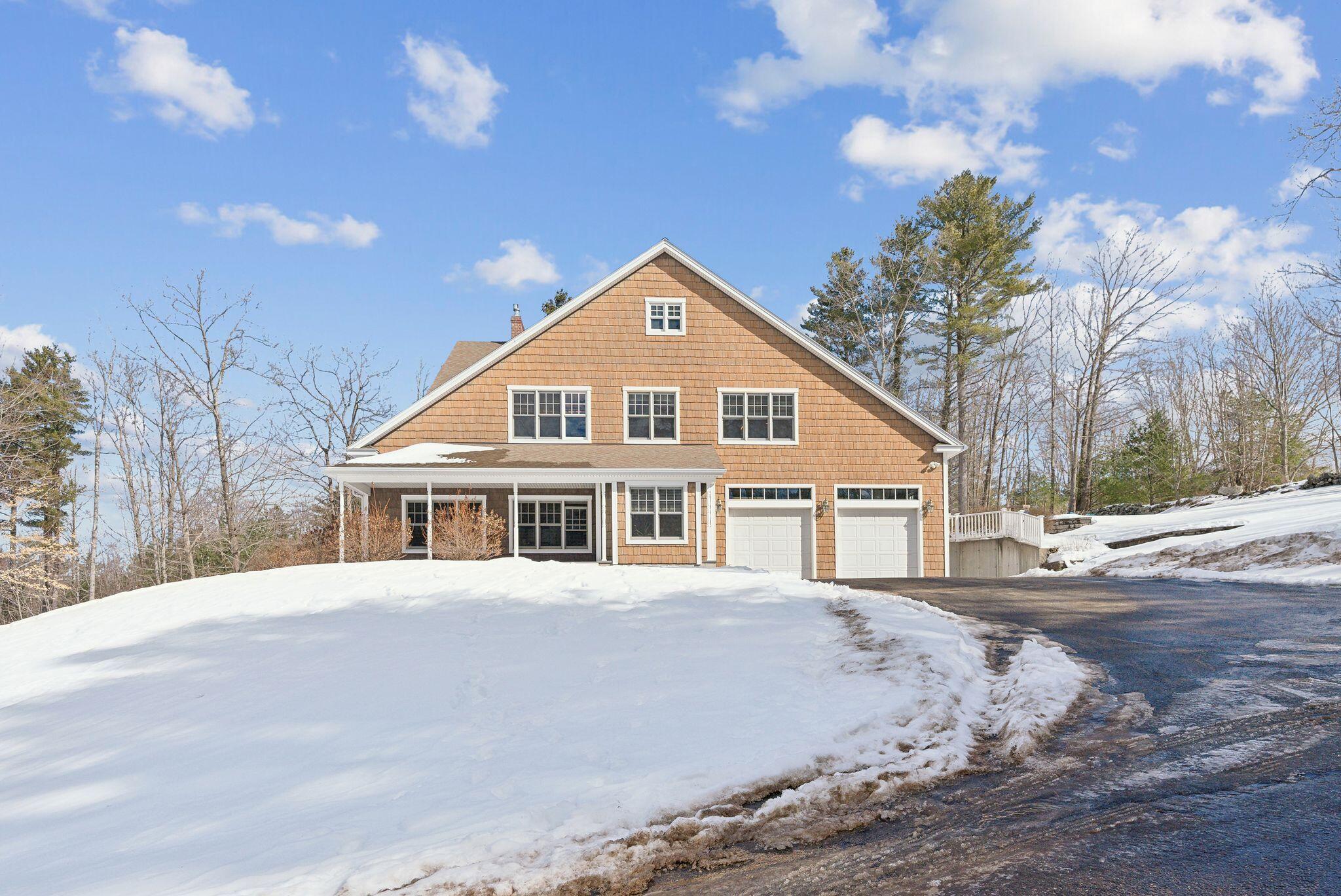 19 Amos Court Lewiston ME 04240