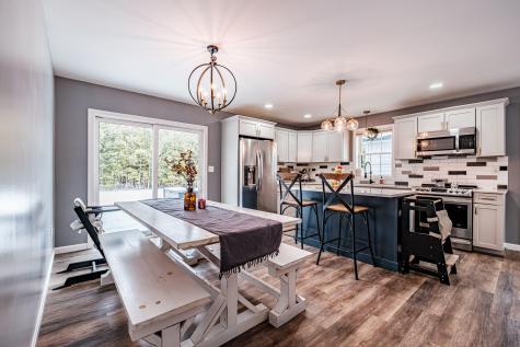 13 Silver Way Oxford ME 04270