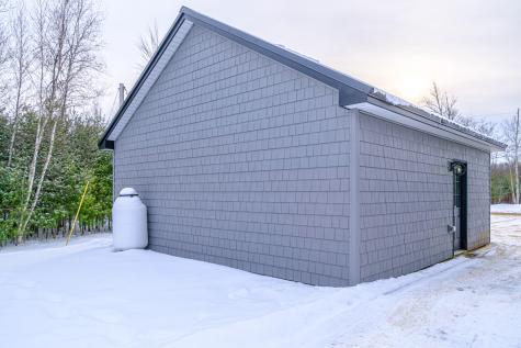 13 Silver Way Oxford ME 04270