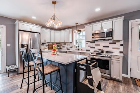 13 Silver Way Oxford ME 04270