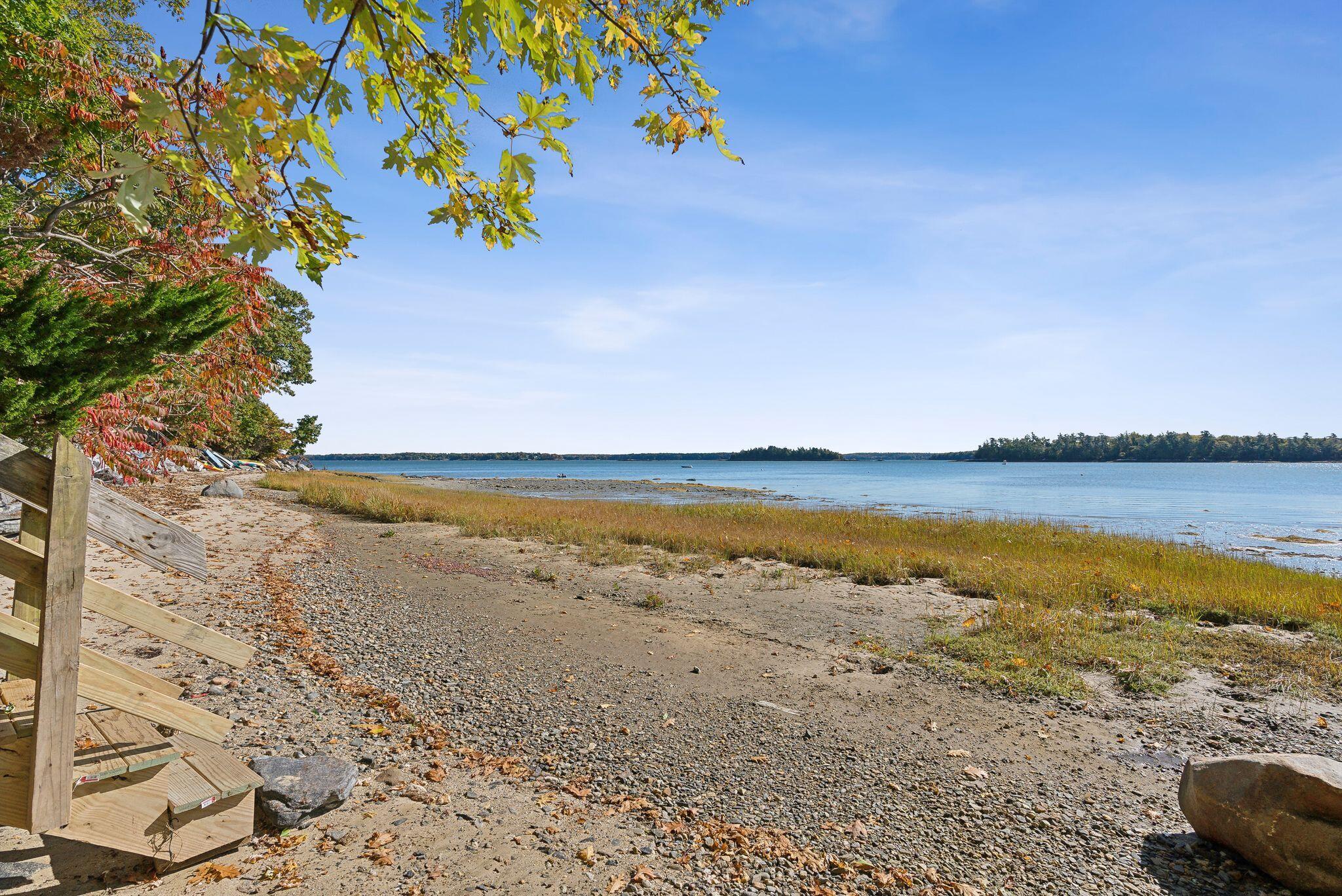 58 Maquoit Drive Freeport ME 04032