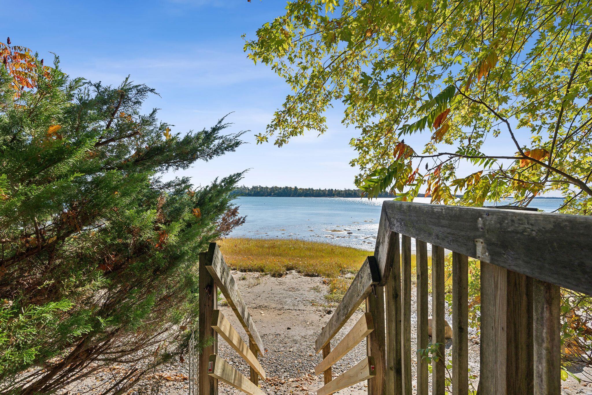 58 Maquoit Drive Freeport ME 04032