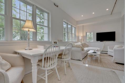 4 Kings Lane Kennebunkport ME 04046