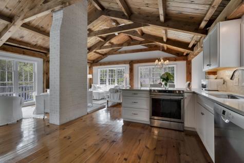 4 Kings Lane Kennebunkport ME 04046