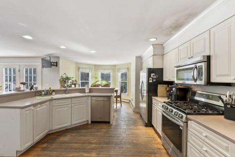 8 Days Landing Biddeford ME 04005