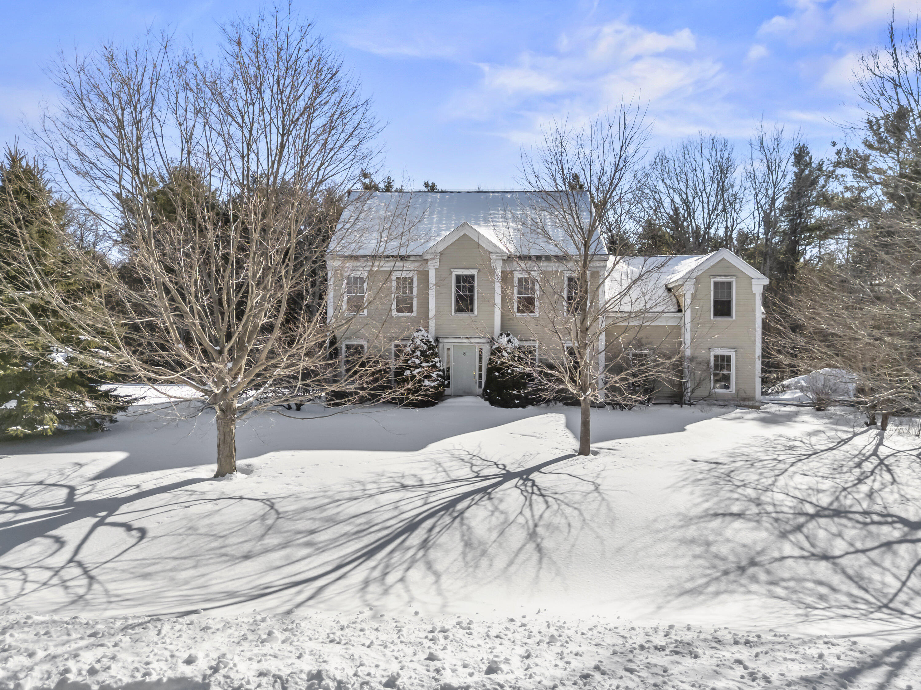 8 Days Landing Biddeford ME 04005