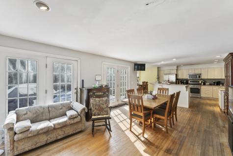 8 Days Landing Biddeford ME 04005