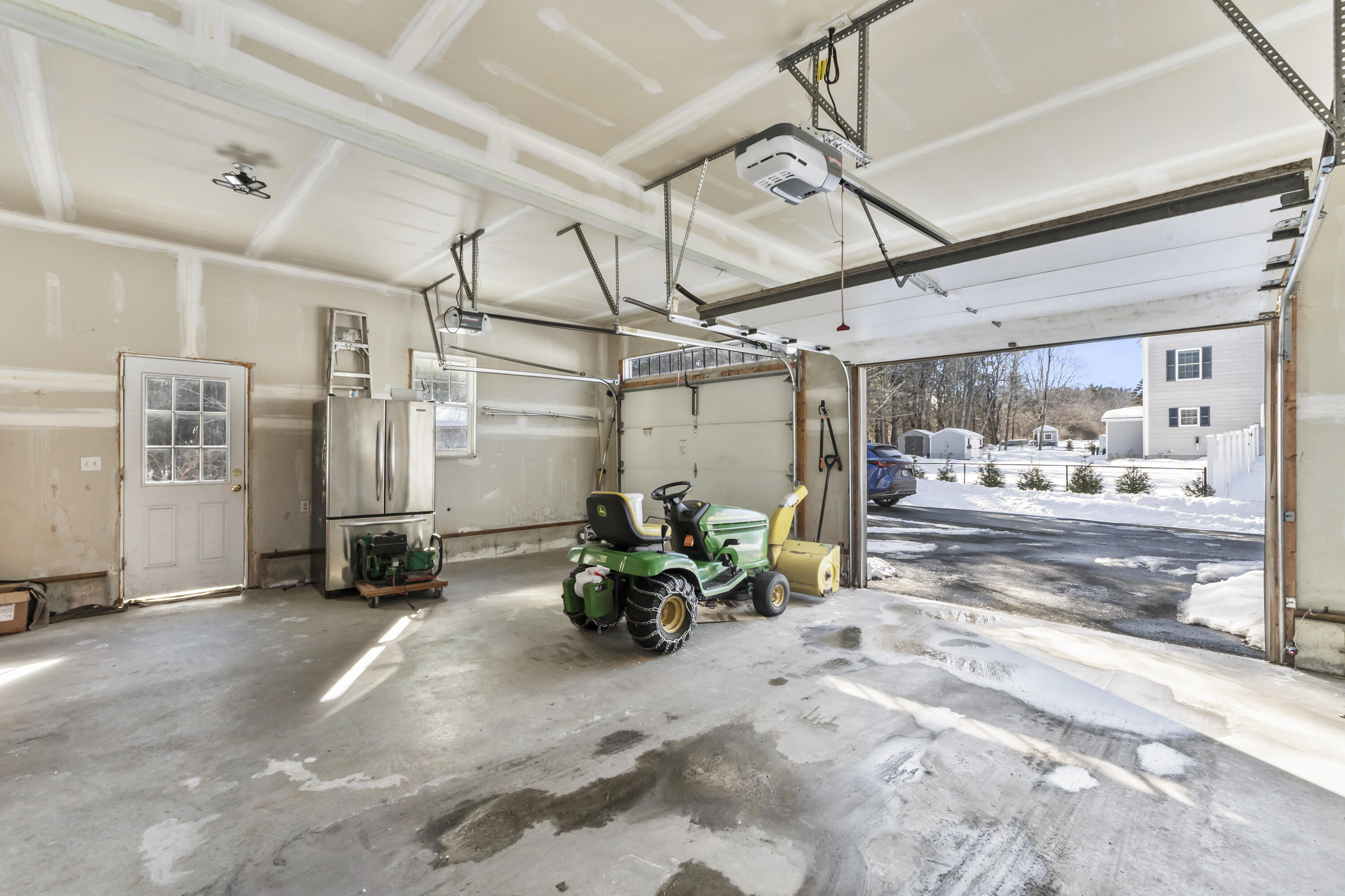 8 Days Landing Biddeford ME 04005