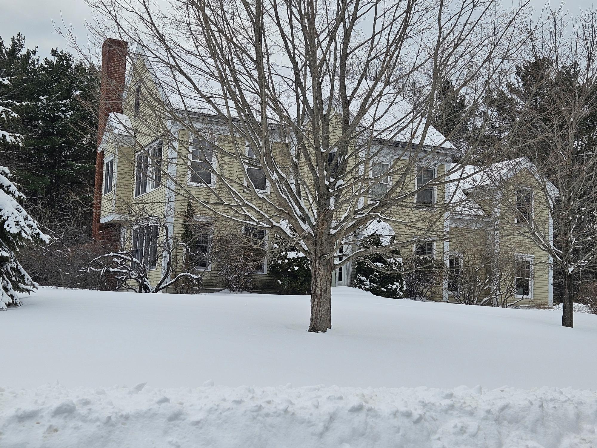 8 Days Landing Biddeford ME 04005