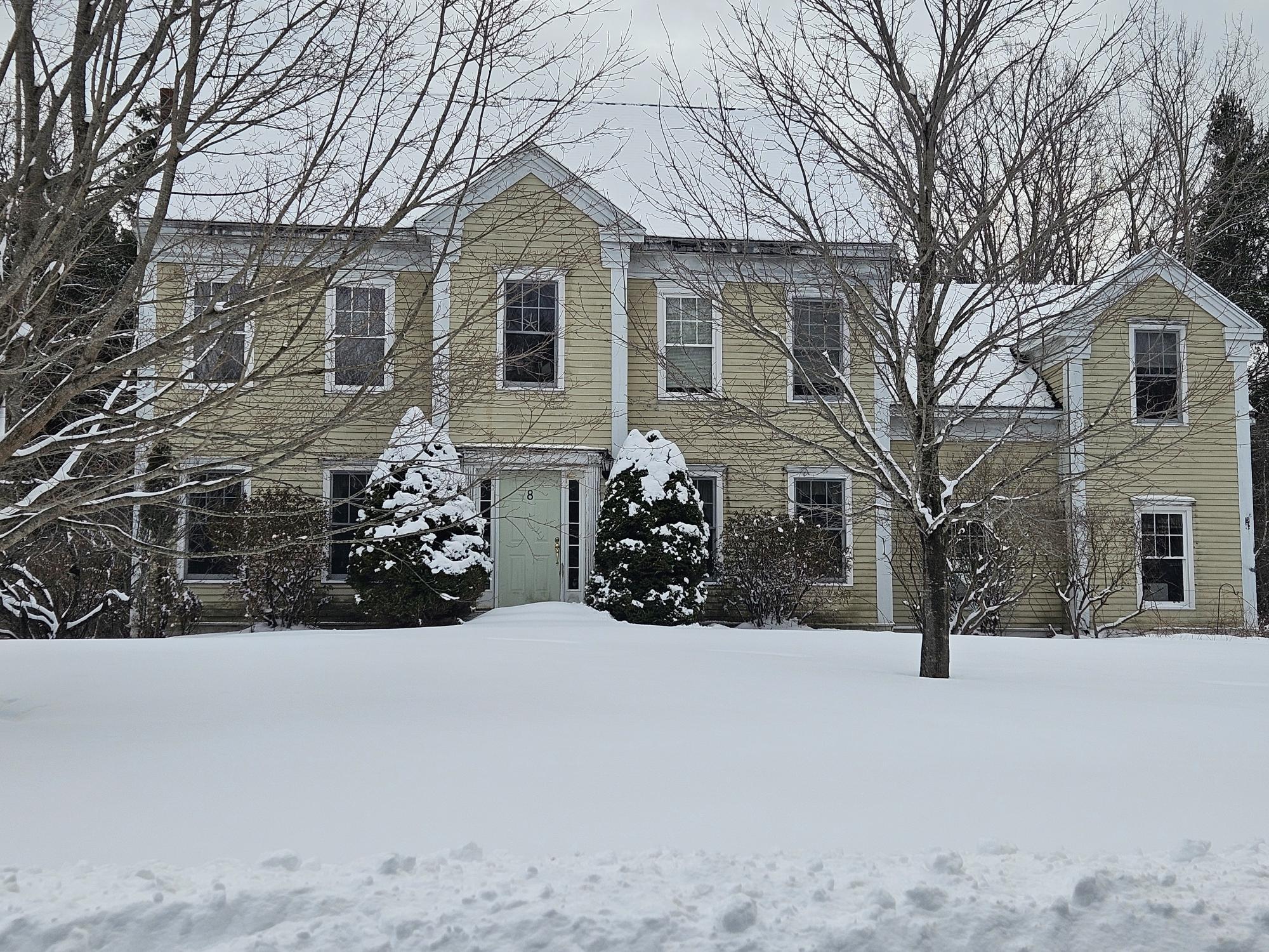 8 Days Landing Biddeford ME 04005