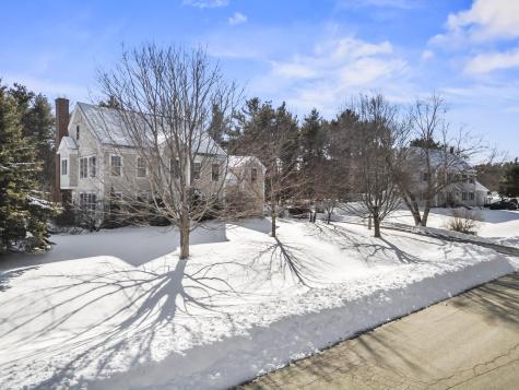 8 Days Landing Biddeford ME 04005