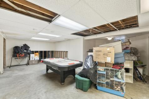 8 Days Landing Biddeford ME 04005