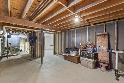 8 Days Landing Biddeford ME 04005