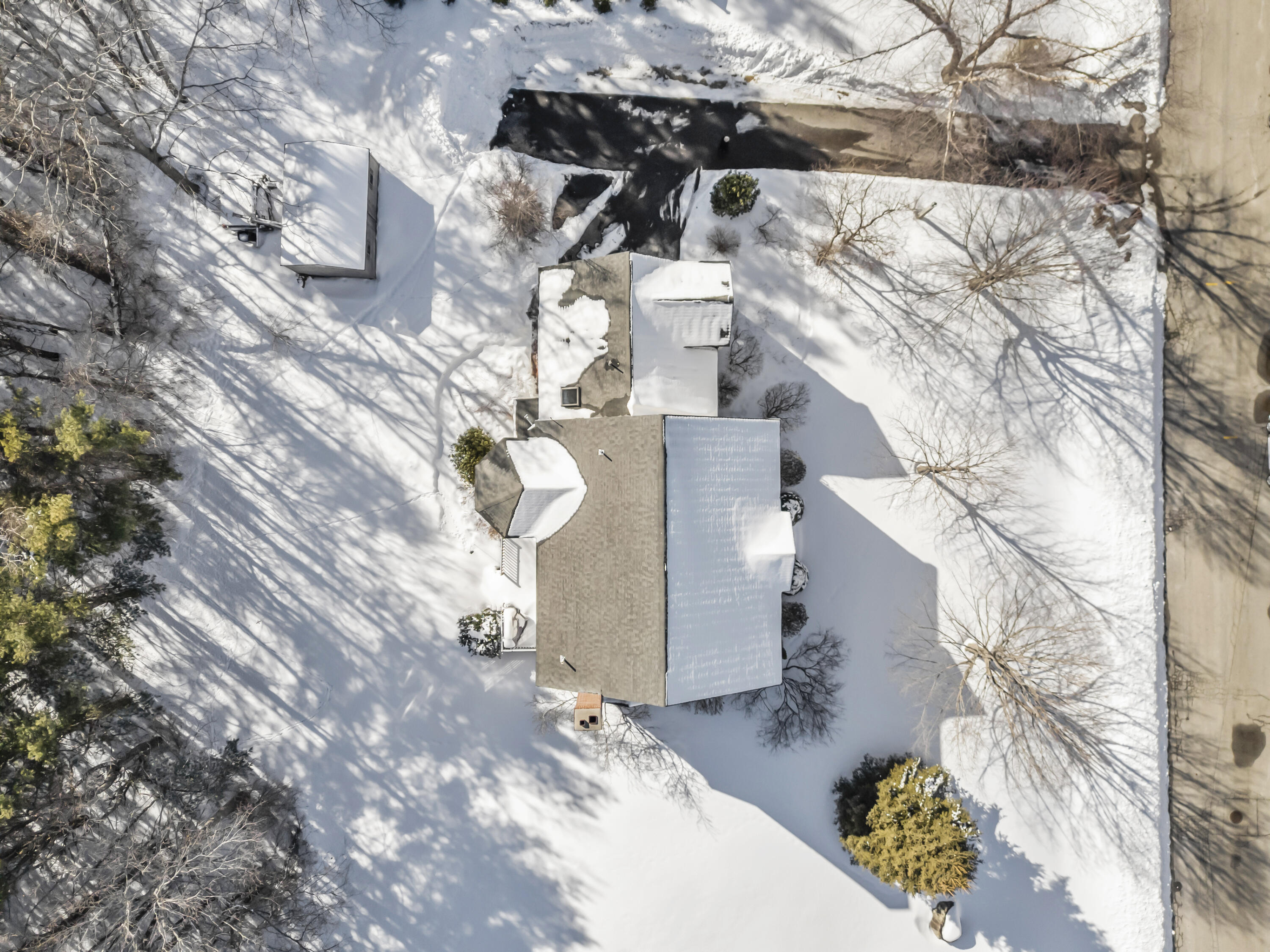 8 Days Landing Biddeford ME 04005