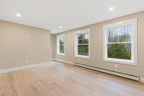 19 Read Road Windham ME 04062