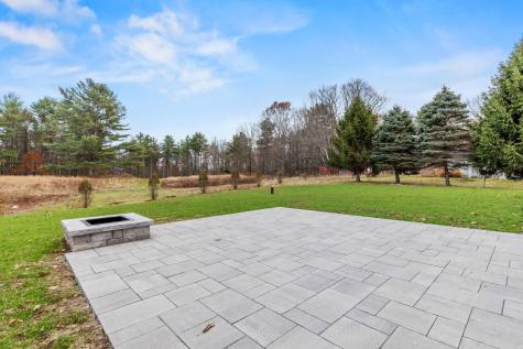 19 Read Road Windham ME 04062