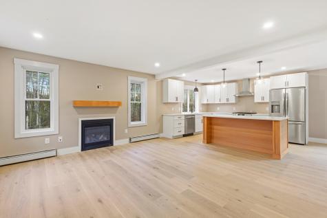 19 Read Road Windham ME 04062