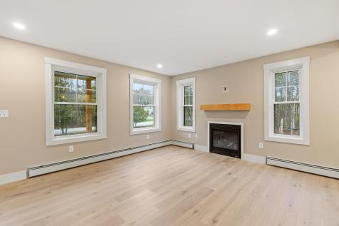 19 Read Road Windham ME 04062