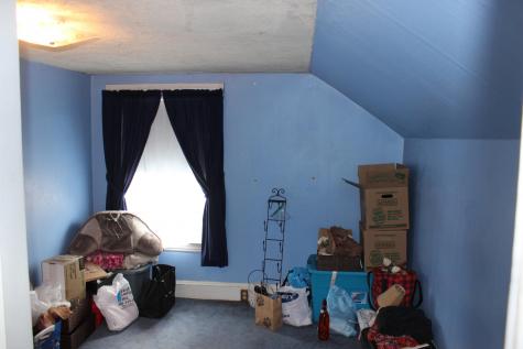 14 Rideout Avenue Lewiston ME 04240
