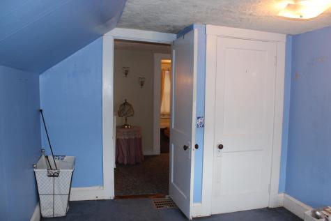 14 Rideout Avenue Lewiston ME 04240