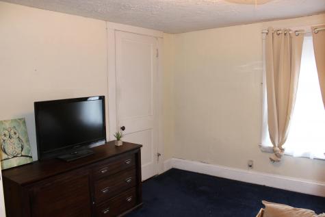 14 Rideout Avenue Lewiston ME 04240