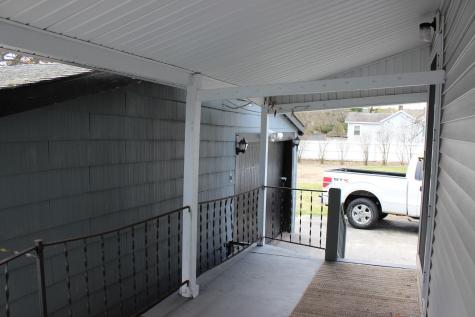 14 Rideout Avenue Lewiston ME 04240