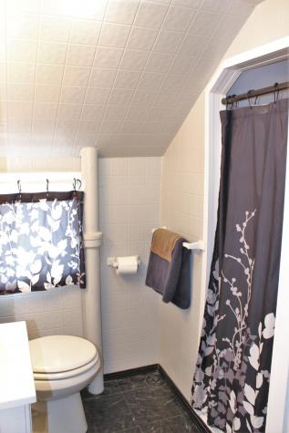 14 Rideout Avenue Lewiston ME 04240