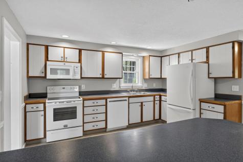 44 Winnocks Neck Road Scarborough ME 04074