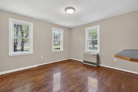 44 Winnocks Neck Road Scarborough ME 04074