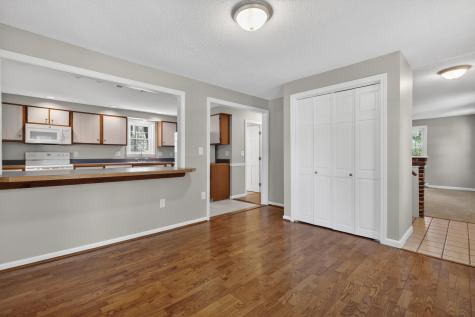 44 Winnocks Neck Road Scarborough ME 04074