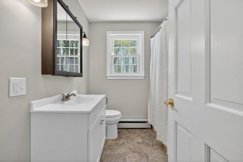 44 Winnocks Neck Road Scarborough ME 04074