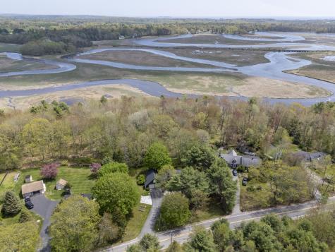 44 Winnocks Neck Road Scarborough ME 04074