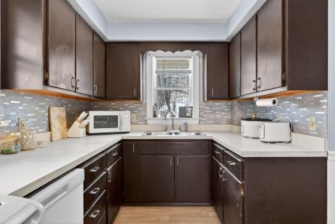 5 Wescott Street Limerick ME 04048