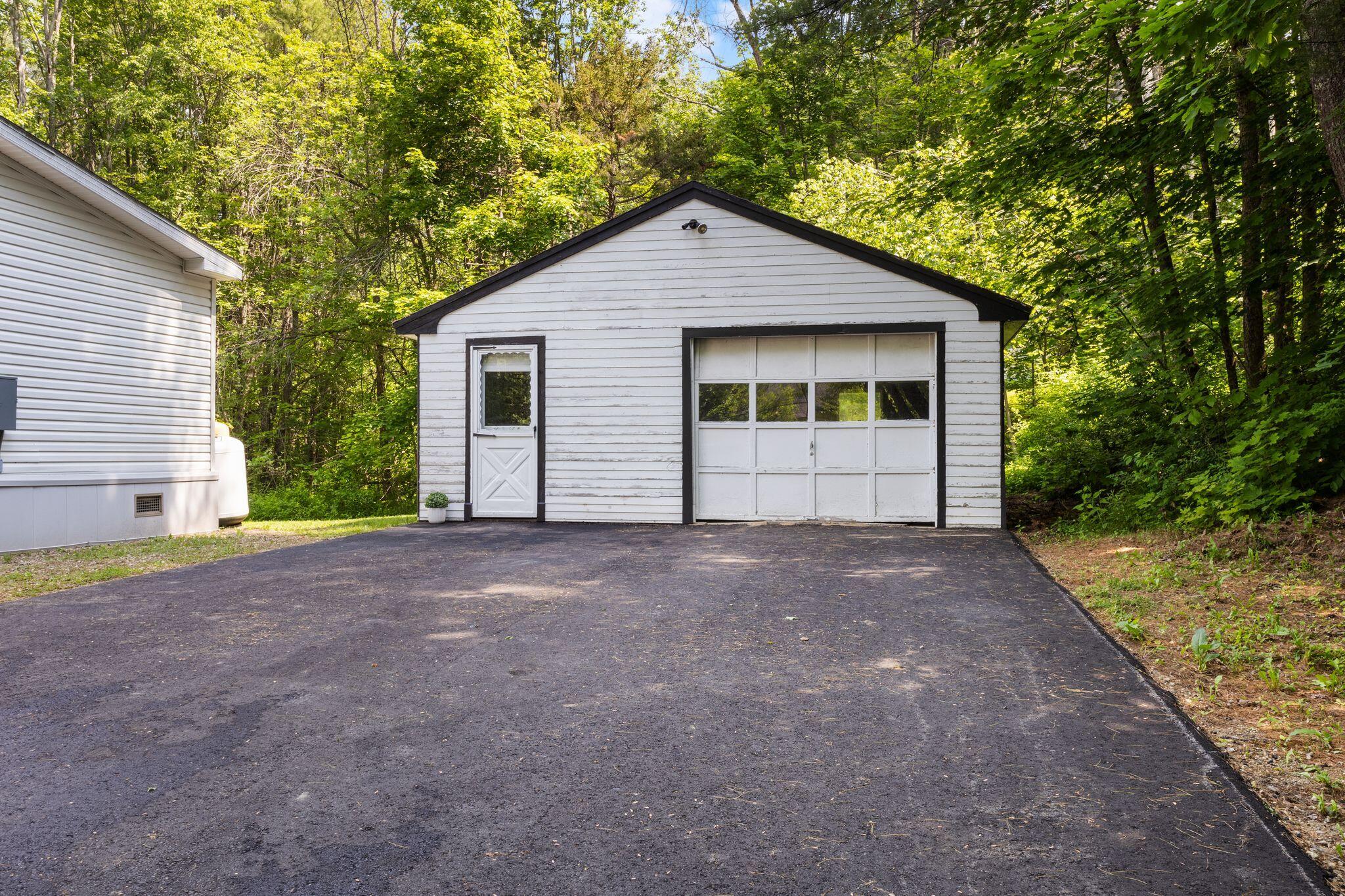 340 River Road Buxton ME 04093