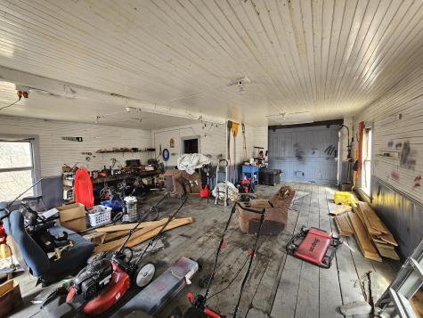 79 Pittsfield Avenue Hartland ME 04943
