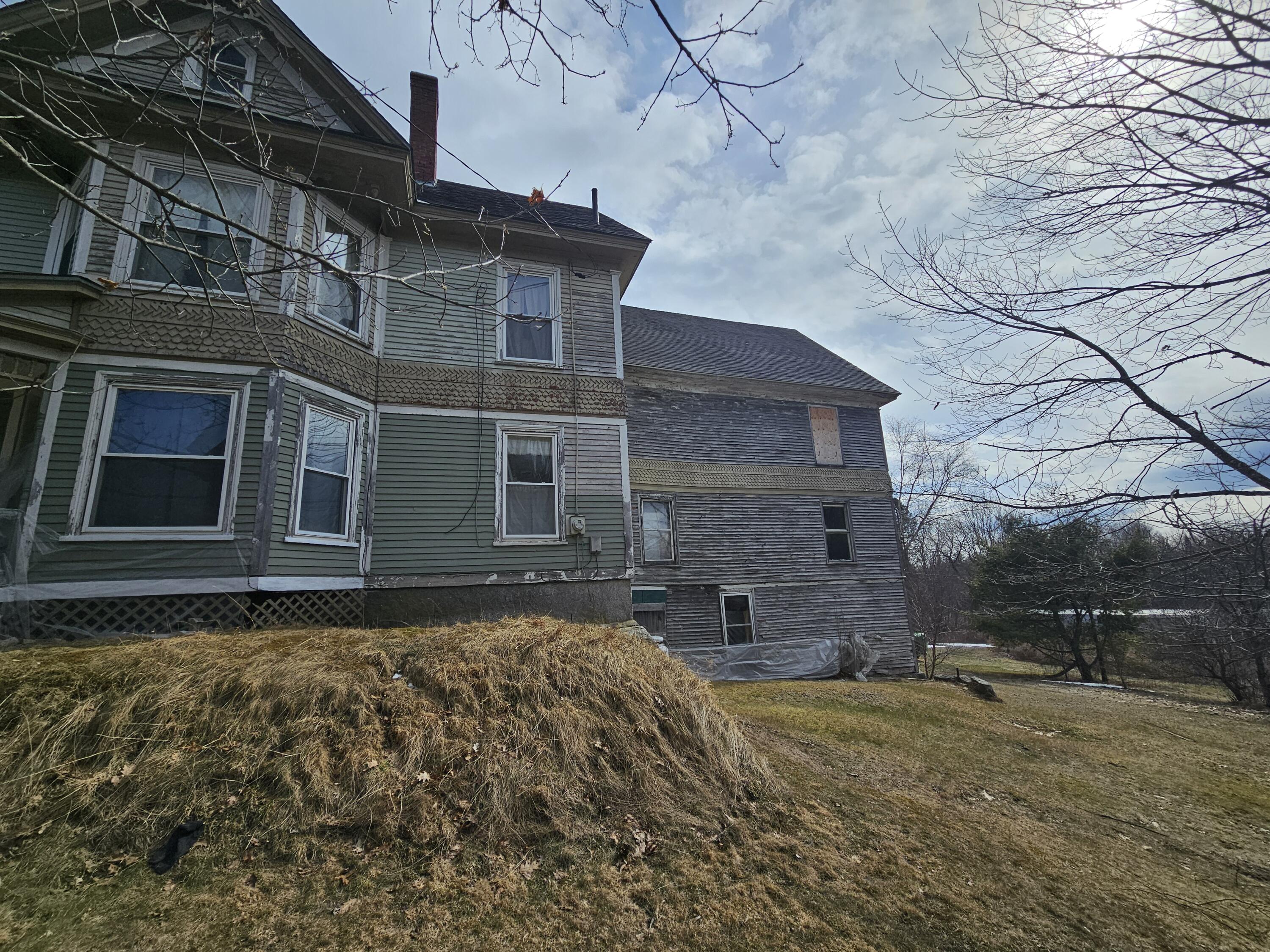 79 Pittsfield Avenue Hartland ME 04943