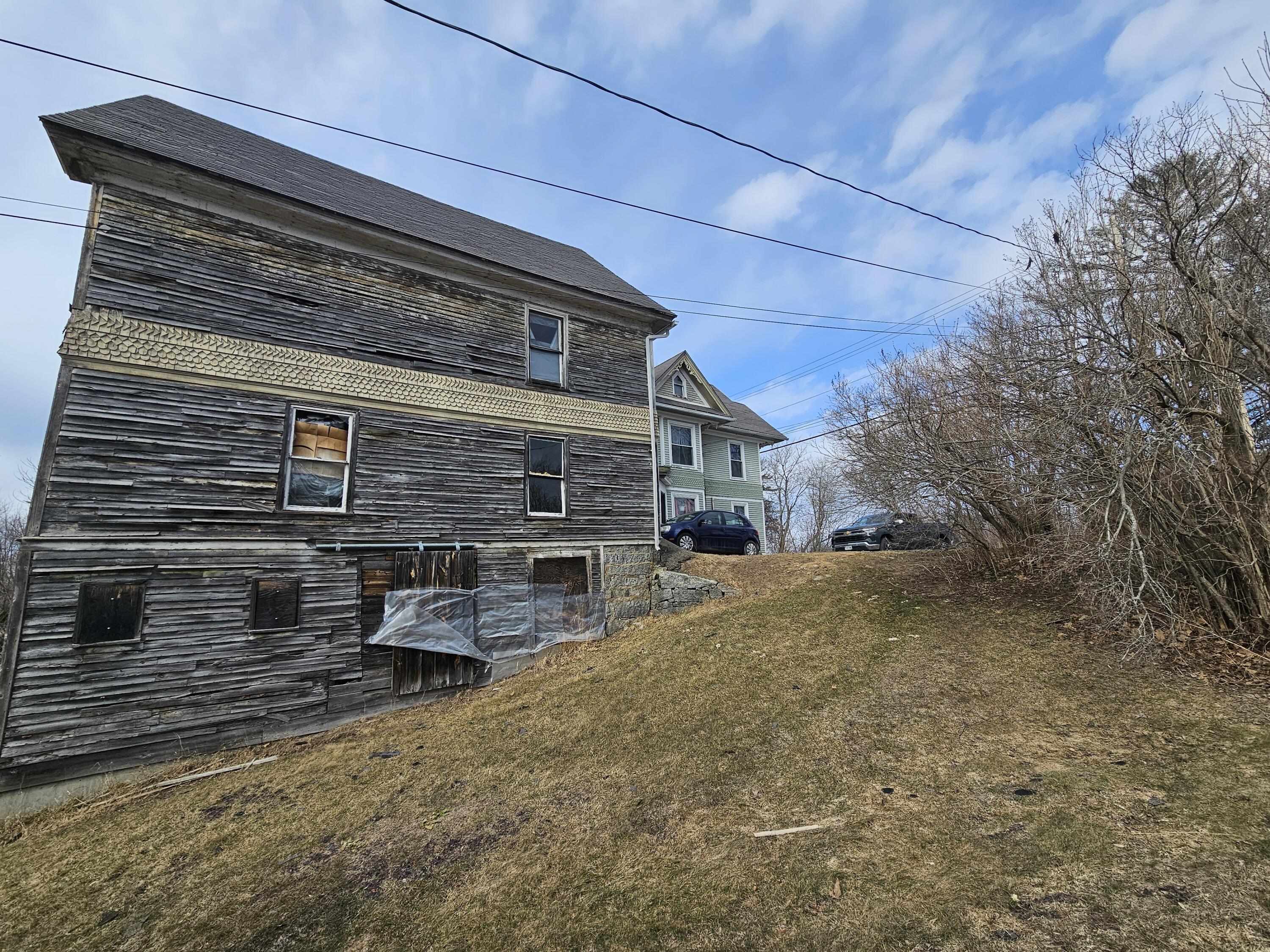 79 Pittsfield Avenue Hartland ME 04943