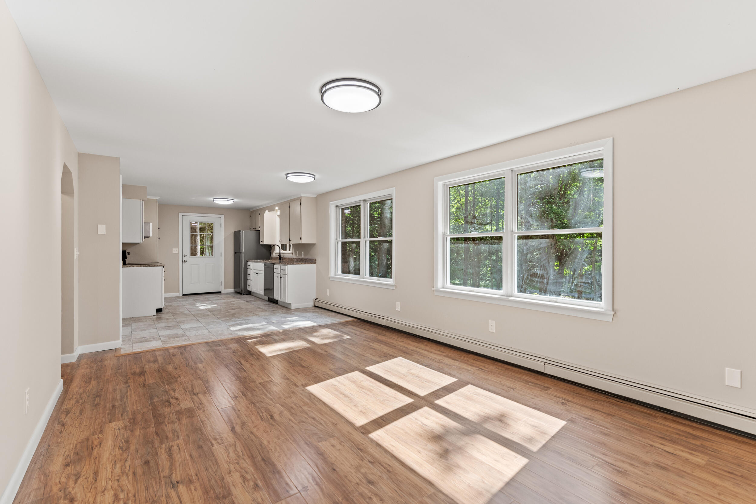 16 Tinker Lane Cumberland ME 04021