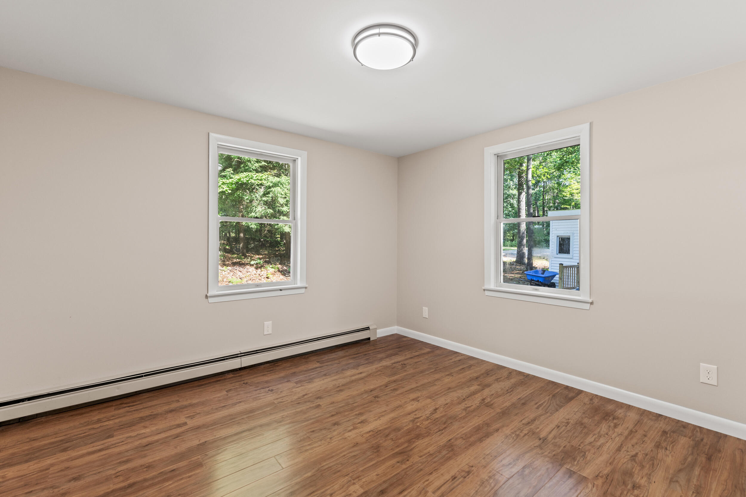 16 Tinker Lane Cumberland ME 04021