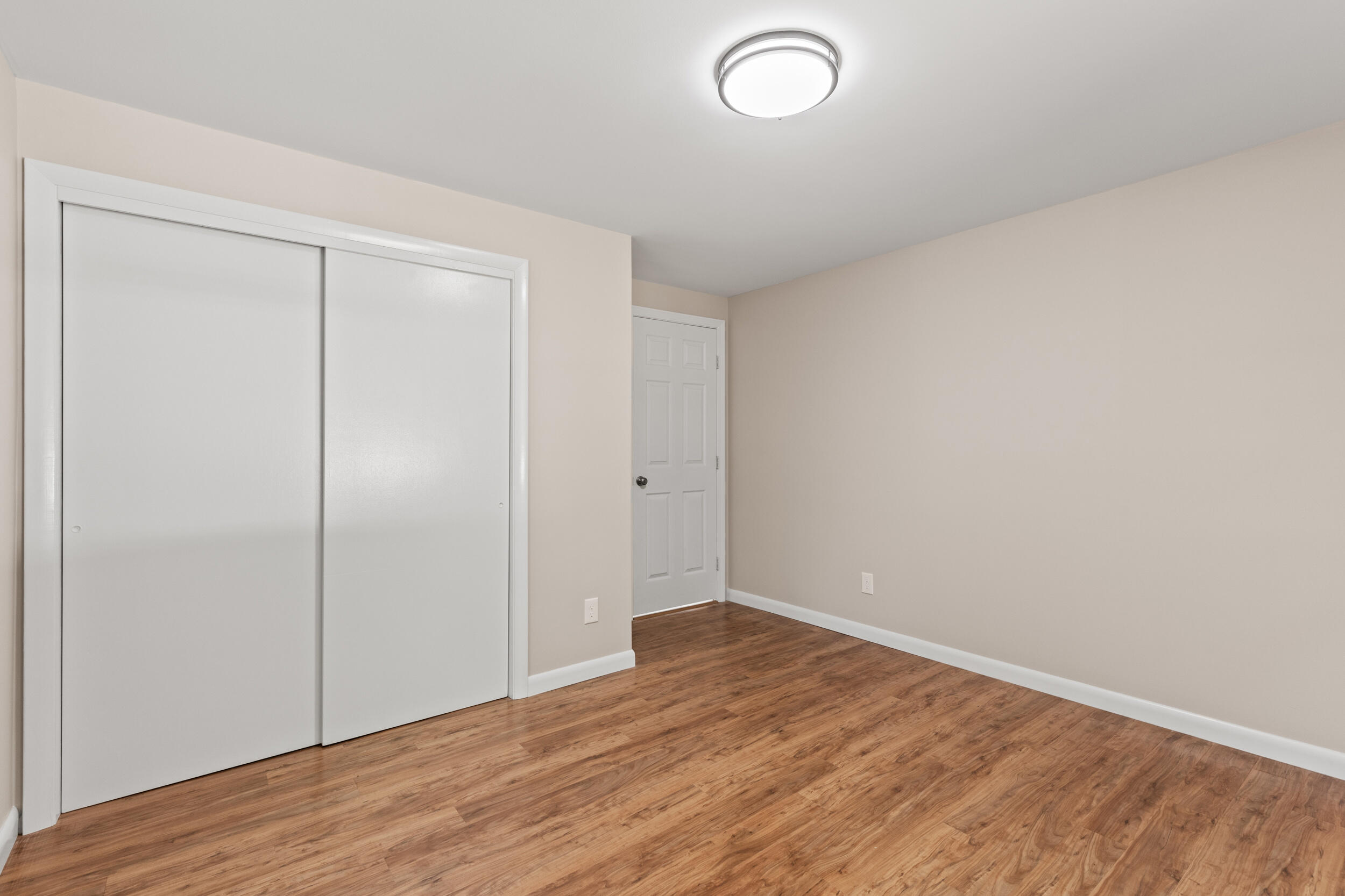 16 Tinker Lane Cumberland ME 04021