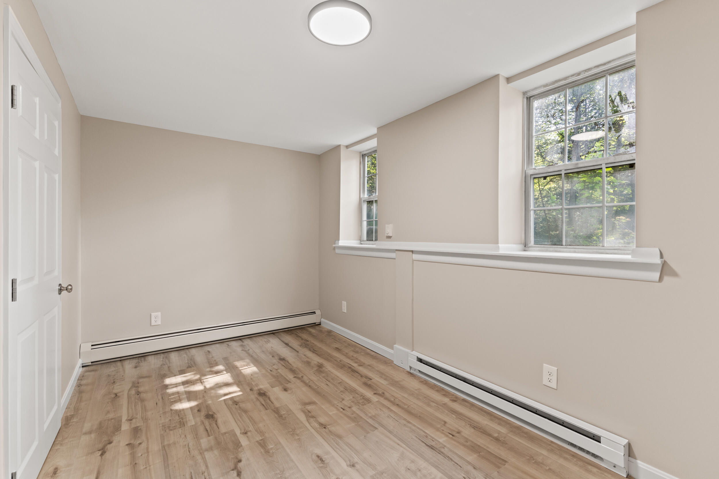 16 Tinker Lane Cumberland ME 04021